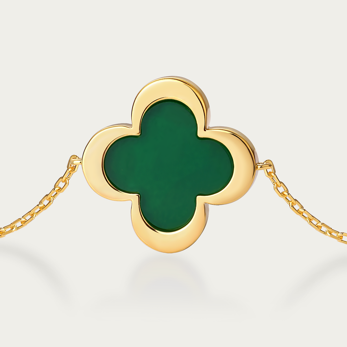 Clover Jade Bracelet (16mm)