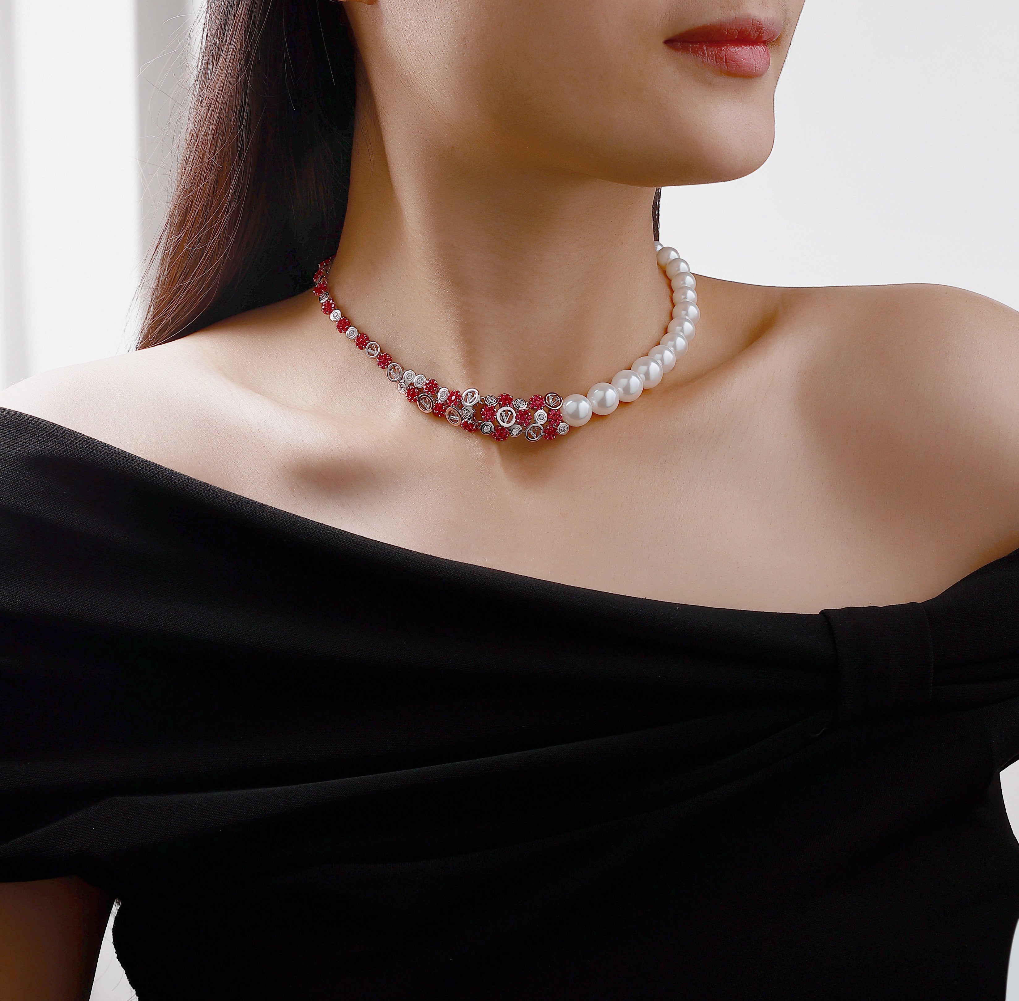 Delux Elegant Affinity Cherry blossoms Pearl Necklace