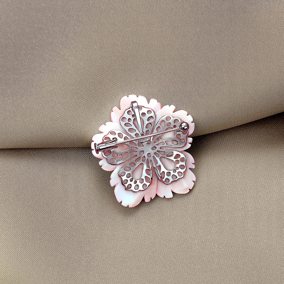 Cherry Blossom 18k Pin